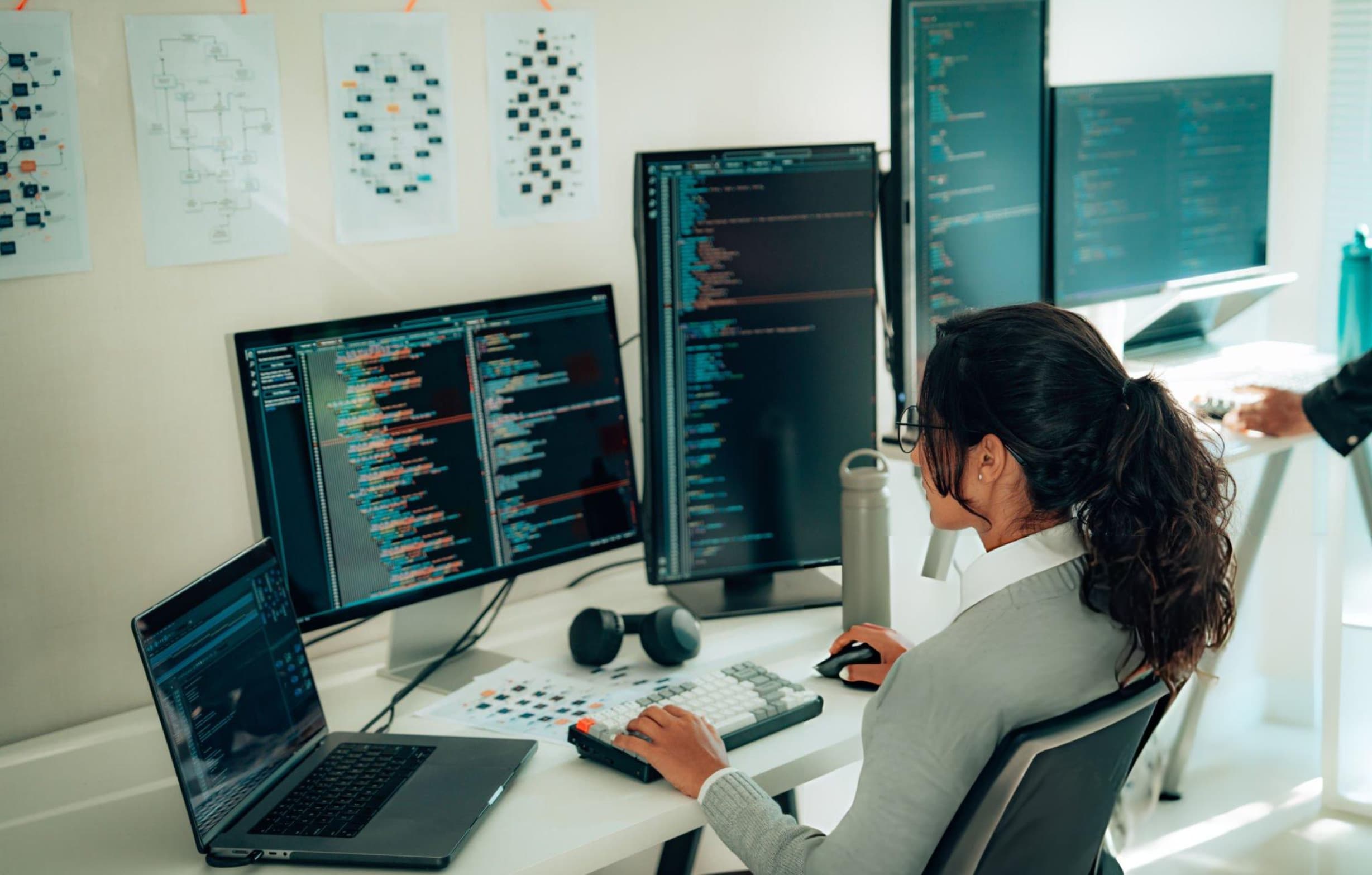 Website development company — custom software development services in Delhi